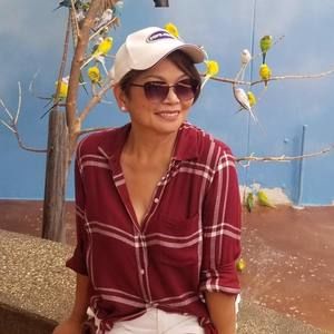 Meet your Posher, Margarita lacsamana